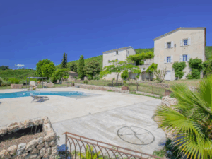 location vacances mas provencal piscine